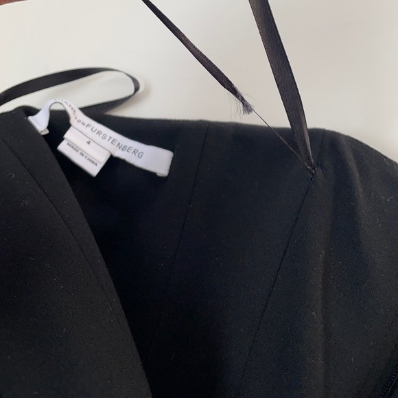 Diane Von Furstenberg Asti Short Silk Mini Dress - Picture 11 of 15